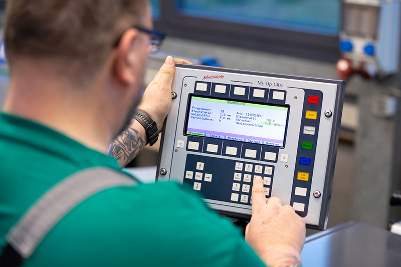 Rundbiegen von Blech - Eingabe der Parameter